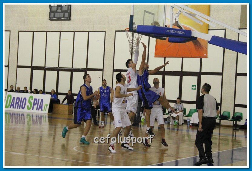 121223 Aquila 276_tn.jpg